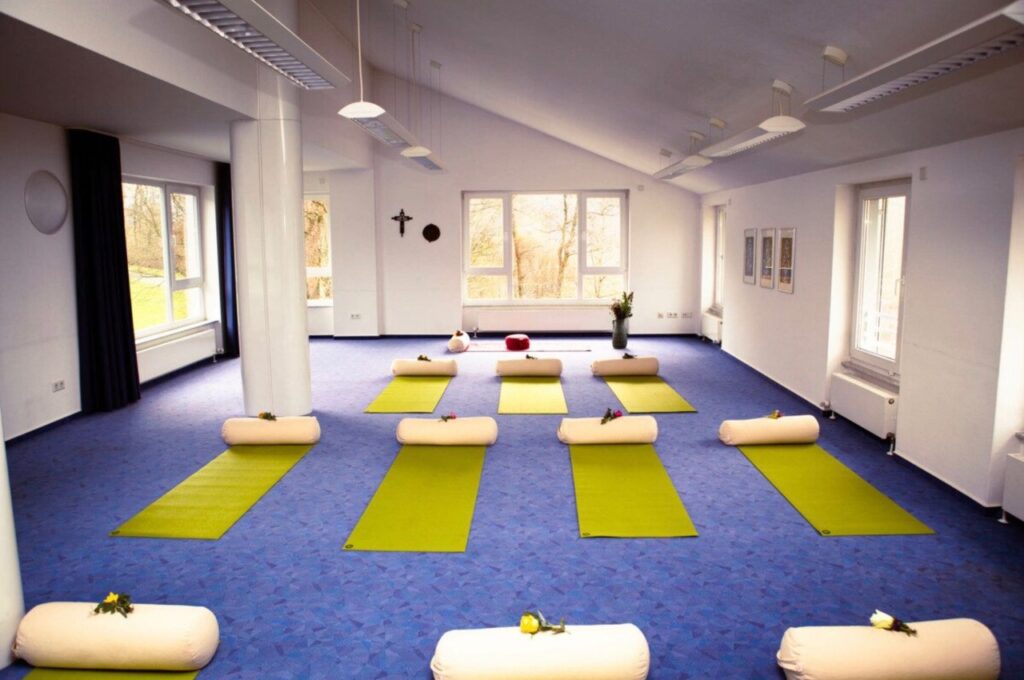 Yoga Kloster Bestwig - Yoga Wochenende mit Vivere Vital - Erholung und Entspannung