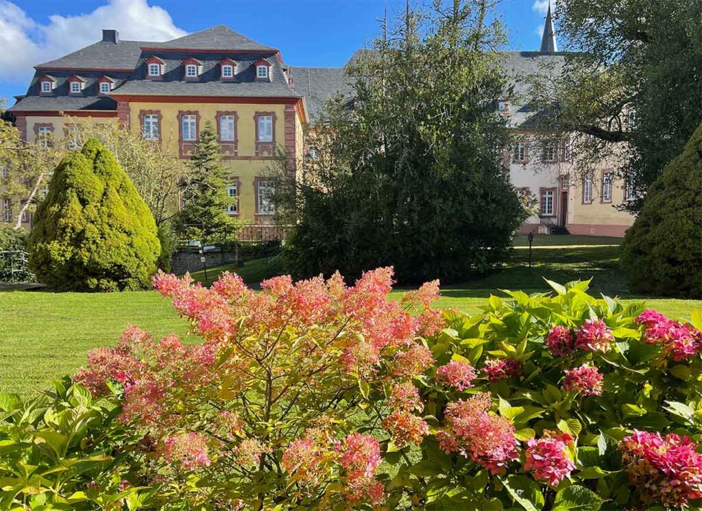 Kloster Steinfeld in der Eifel (NRW), ein Ort der Stille, Ruhe und inneren Einkehr für verschieden Retreats zur Erholung und Regeneration.