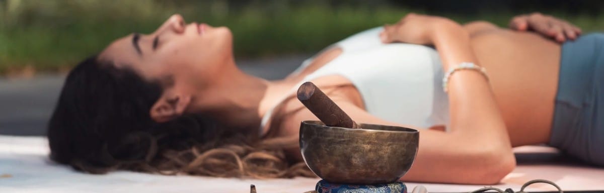 Soul & Yin Yoga Retreat Februar 2027 · Intuition & Gelassenheit · ankommen bei Dir | Soul Yoga Retreat Februar 2027,Innenschau Retreat Eifel,Tratak Meditation,Yin Yoga Wochenende Februar | 5 Soul Yoga Retreat Februar 2027 – Tiefenentspannung mit Klangschale, Innenschau und Stille